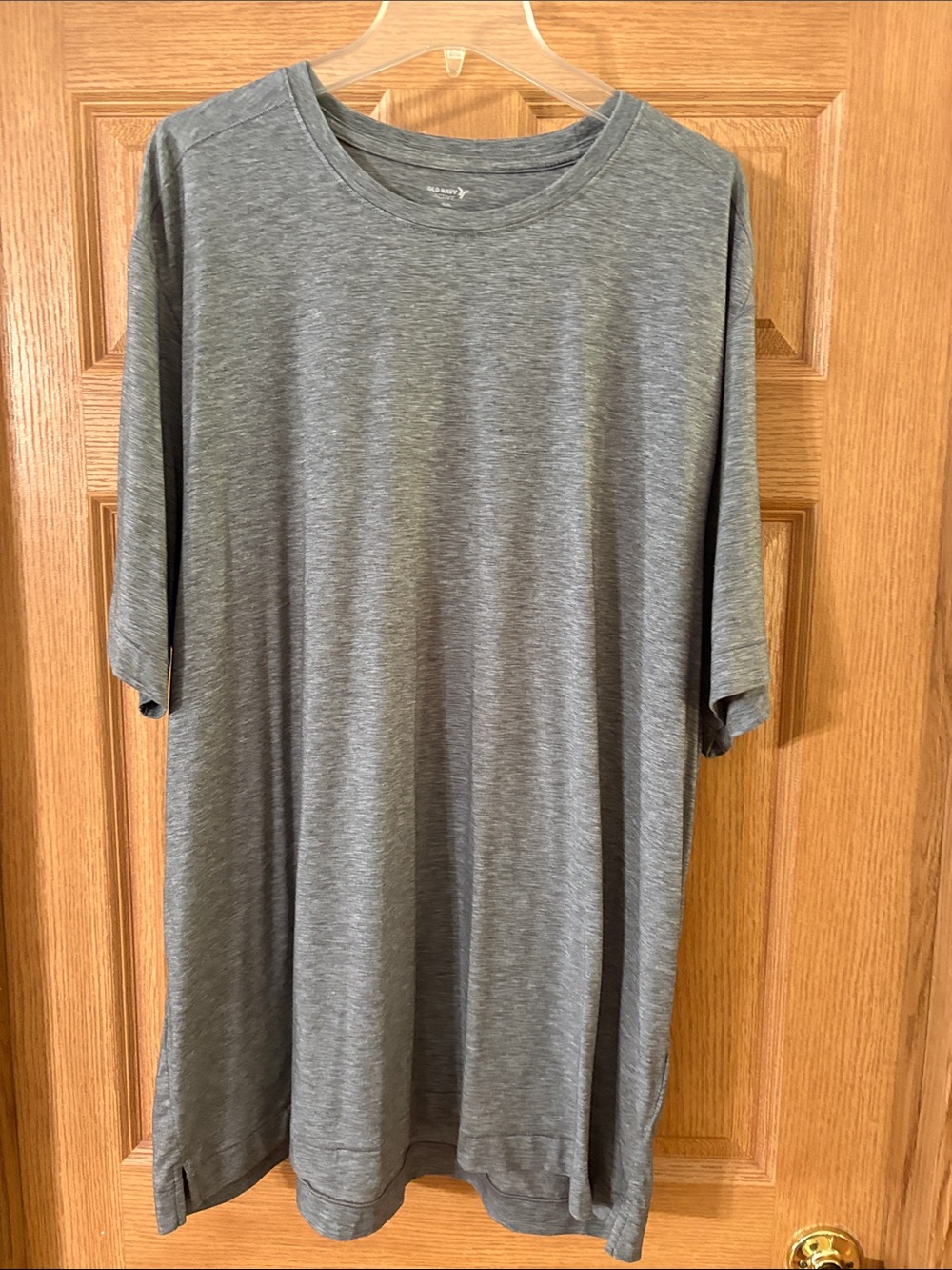 Old Navy Gray Short-Sleeve Crew Neck Tee